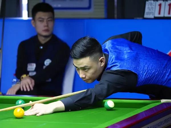 争激烈的英 争激烈的英