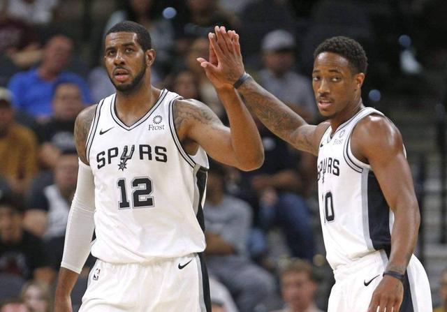 锁死对方头 锁死对方头