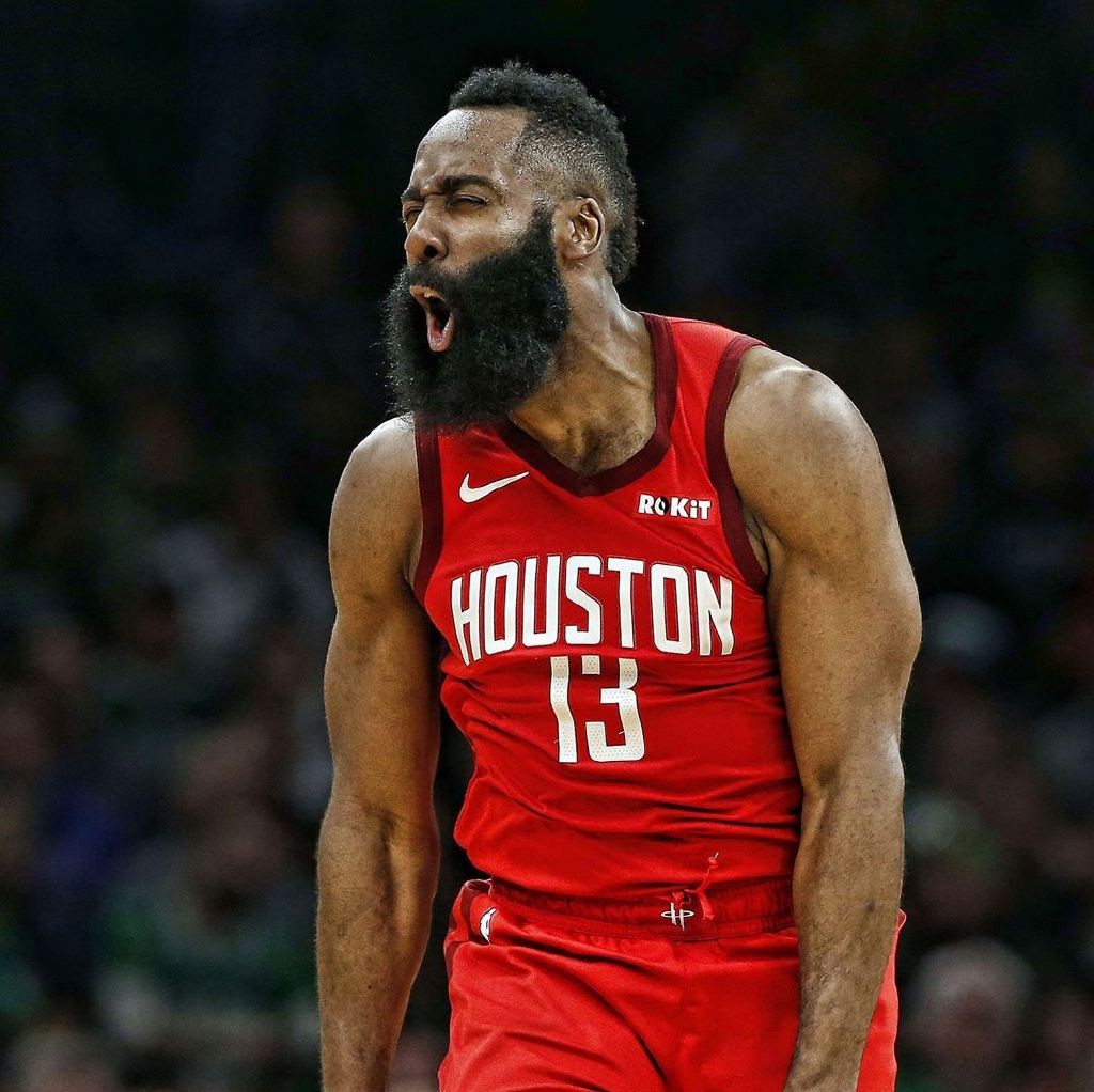 背后最不显 背后最不显